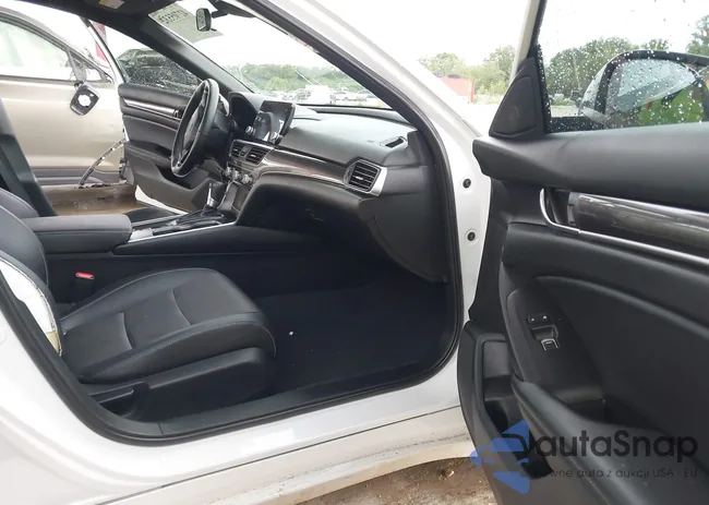 1HGCV1F35NA098211: 42705532