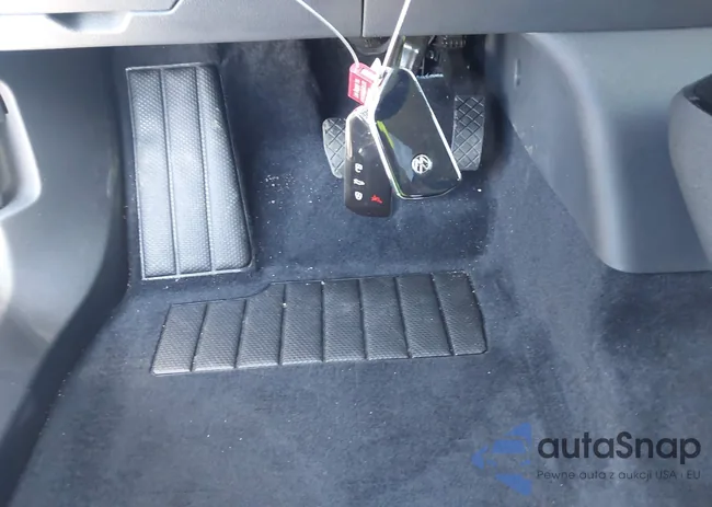 1V2VMPE86PC022030: 42705611