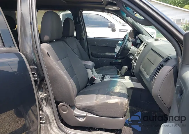 1FMCU9DG3CKB84318: 42705765