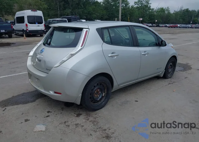 1N4AZ0CP9FC335211: 42705782