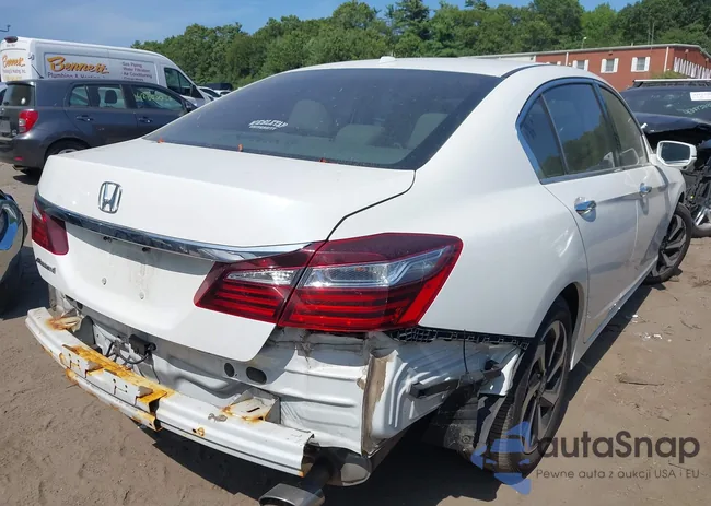 1HGCR2F92HA177449: 42704852