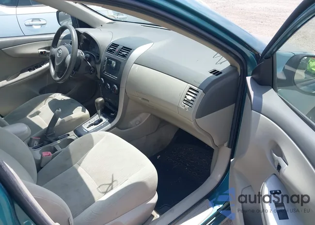 2T1BU4EE7AC239996: 42704885