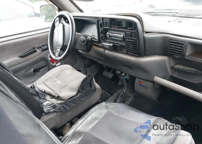 3B7KF23W5TM100549: 42705161