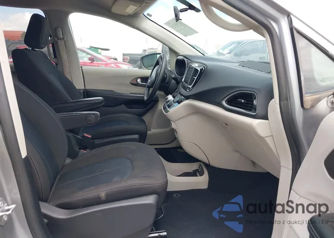 2C4RC1AG7LR243377: 42705194