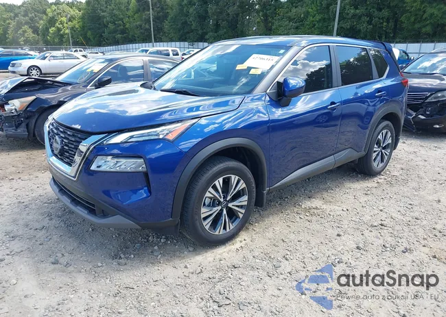 JN8BT3BAXPW015656: 42706315