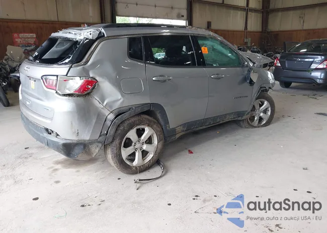 3C4NJDBB7JT115532: 42706585