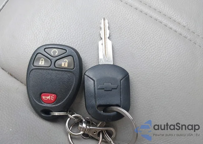 3GNFL4E53CS655318: 42706773