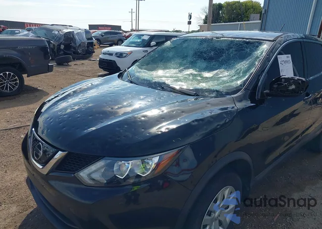 JN1BJ1CP9JW186448: 42705933