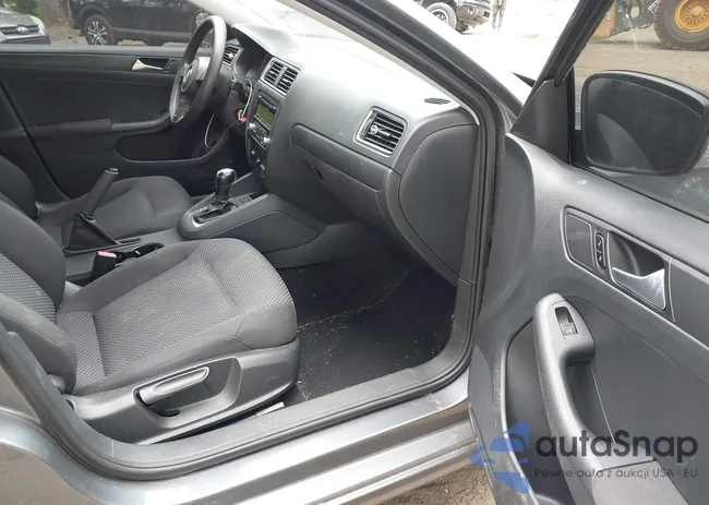 3VW2K7AJ8CM393554: 42706008