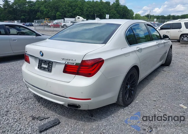 WBAYF8C54DDE59151: 42706175