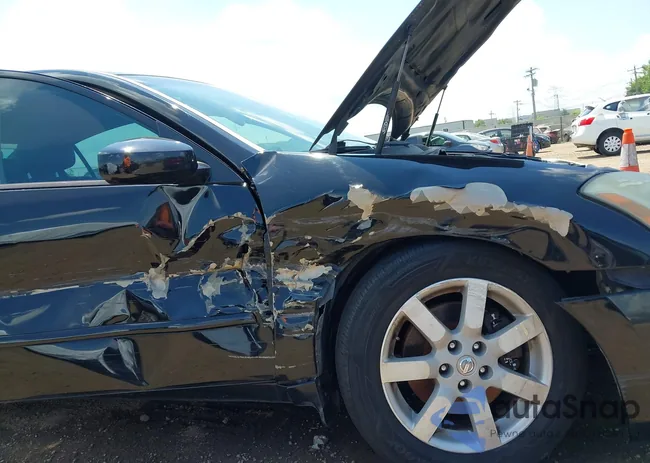 1N4BA41E36C823221: 42707240