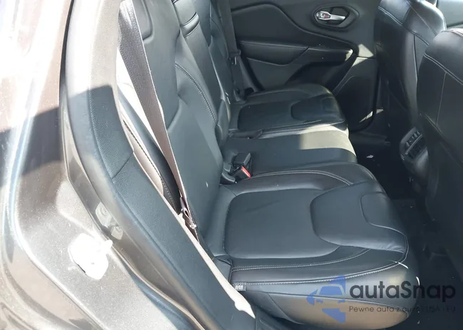 1C4PJMDS8GW175716: 42707271