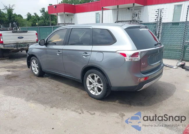 JA4AD3A38FZ009935: 42707304