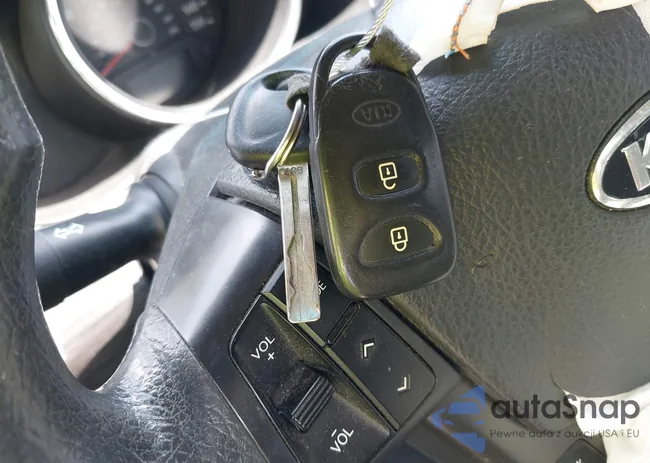 5XYKTCA6XDG407943: 42707370