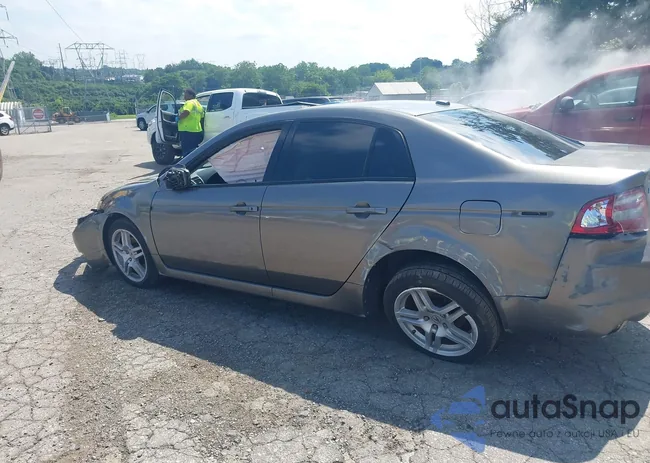 19UUA66248A005817: 42707472