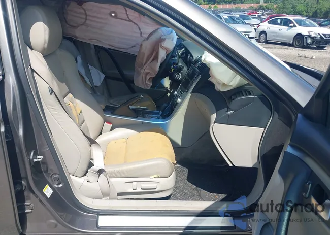 19UUA66248A005817: 42707472