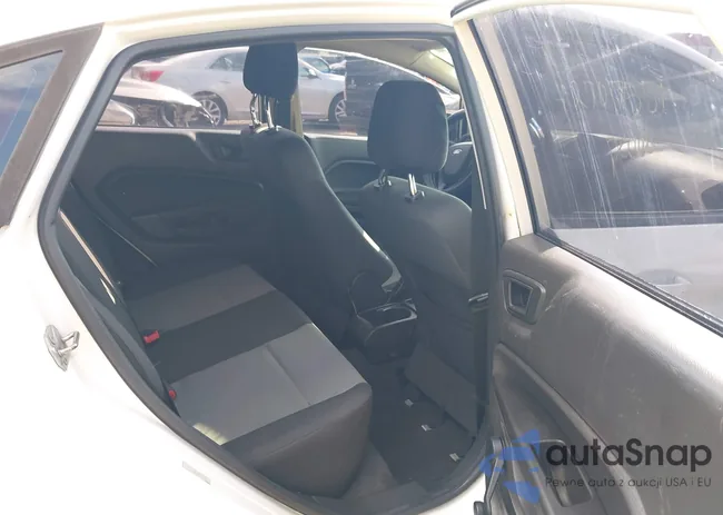 3FADP4AJ5GM123205: 42707551