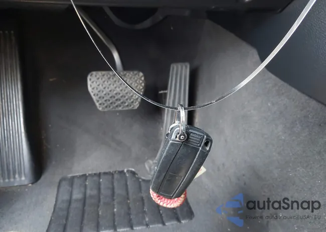 WBAVM1C52FVW58757: 42707559