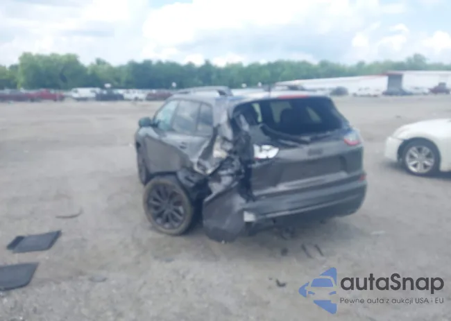 1C4PJMMN5MD160740: 42707577