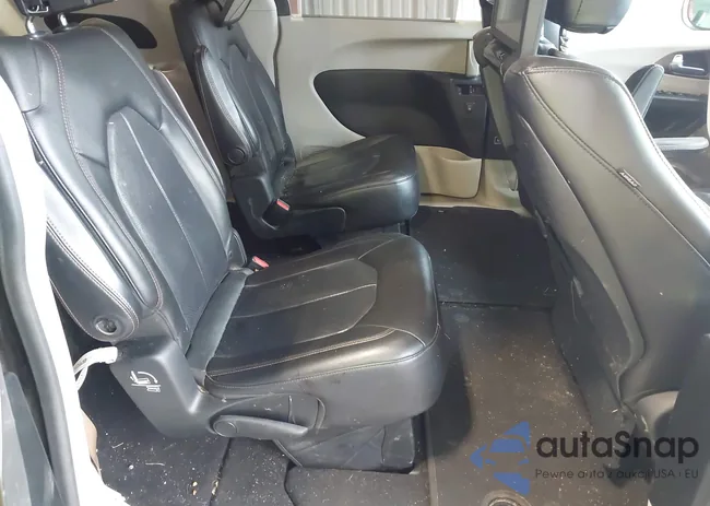 2C4RC1EG6JR291864: 42707628