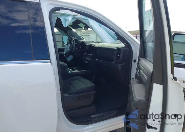 1GT49NEY5RF187068: 42707790