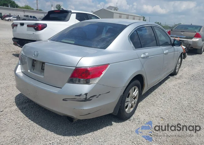 1HGCP26419A106593: 42706844