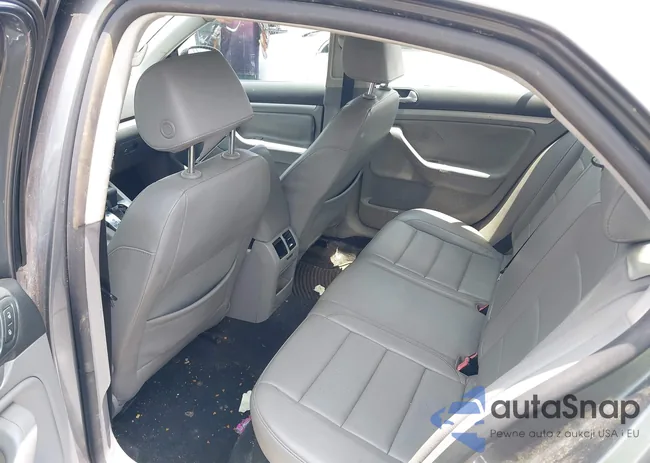 3VWRM71K69M133583: 42706884