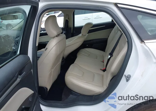 3FA6P0RU1HR233107: 42706921