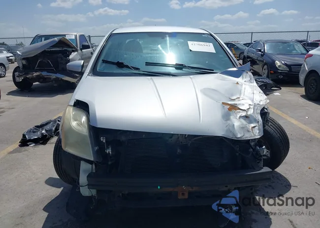 3N1AB6AP4AL728828: 42706942