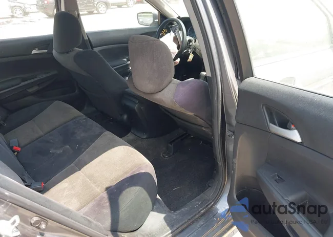 1HGCP2F39AA126781: 42706951