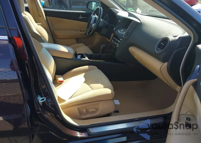 1N4AA5AP1BC858711: 42707147