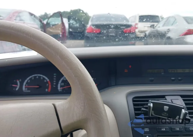 4T1BF28B52U237972: 42707208