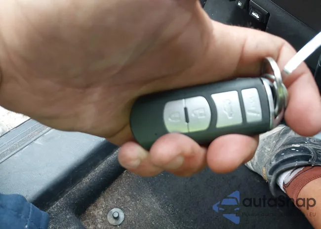 JM1GL1XY7K1507871: 42708293