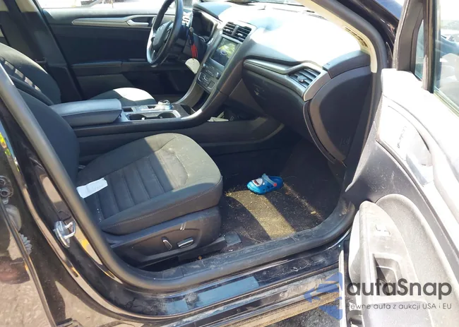 3FA6P0T9XLR150224: 42708112