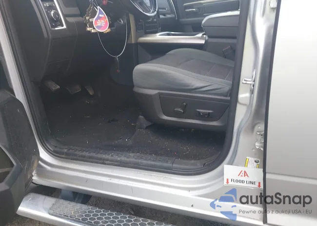 1C6RR7LT4JS344035: 42709367