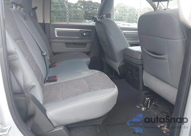 1C6RR7LT4JS344035: 42709367