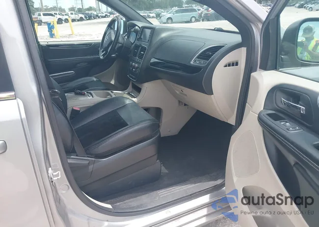 2C4RDGCG3JR283109: 42709486