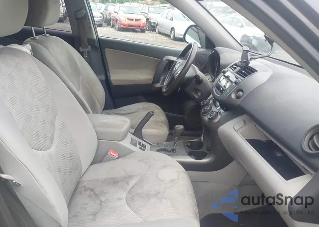 2T3BF4DV3BW085628: 42709579