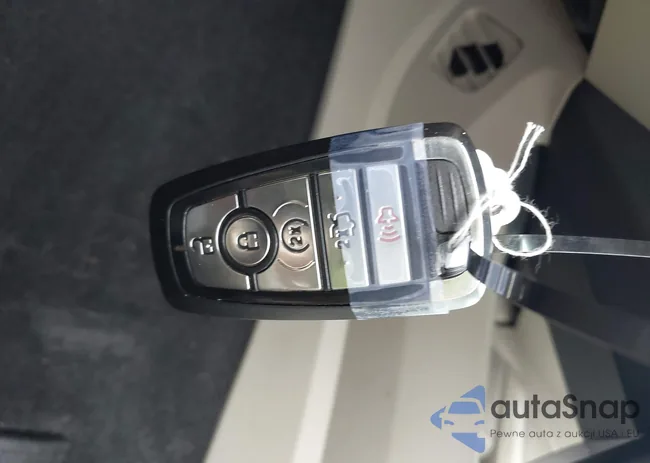 3FA6P0CD0KR229193: 42709631