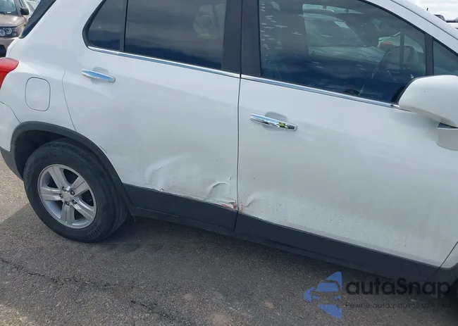 3GNCJLSB9LL213215: 42709654