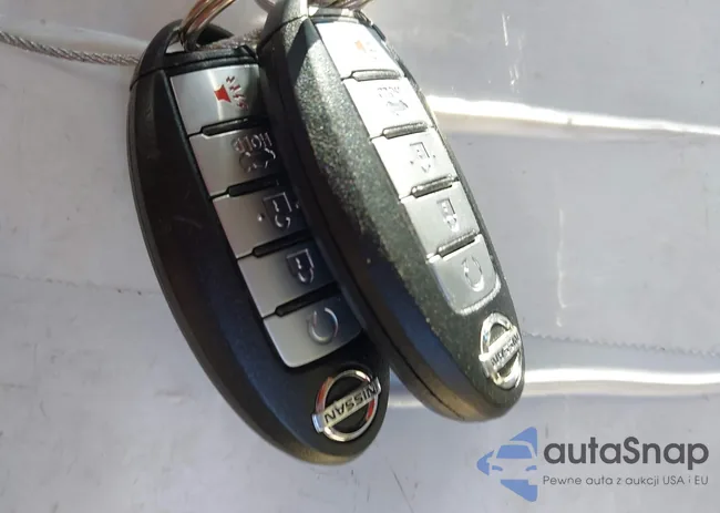 1N4AL3AP5FC571344: 42708834