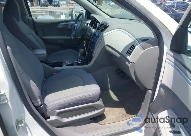 1GNKREED0CJ157203: 42708904