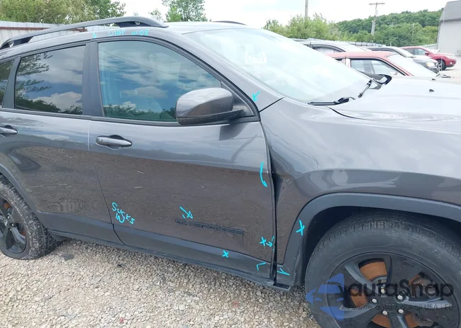 1C4PJMLN8KD354600: 42708955