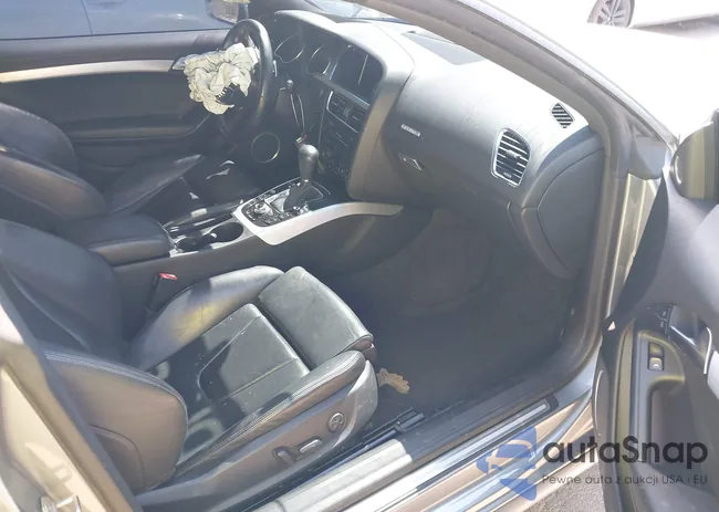 WAUVVAFR3BA026766: 42710256