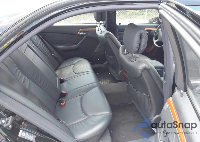 WDBNG70JX1A207136: 42710326