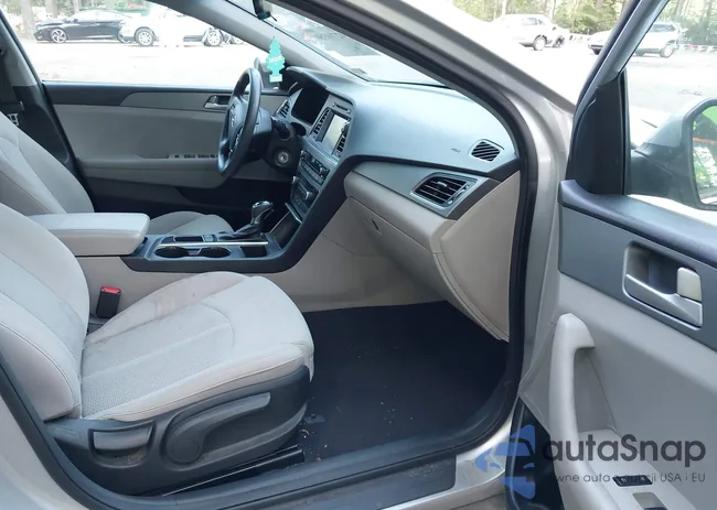 5NPE24AF3GH326592: 42710350