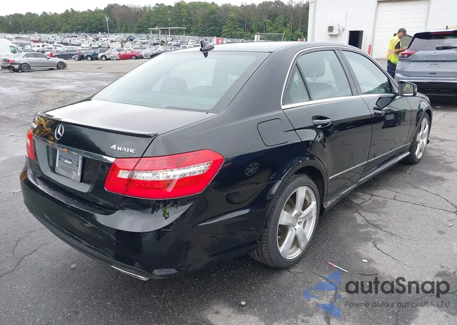 WDDHF8HB7BA418032: 42710446