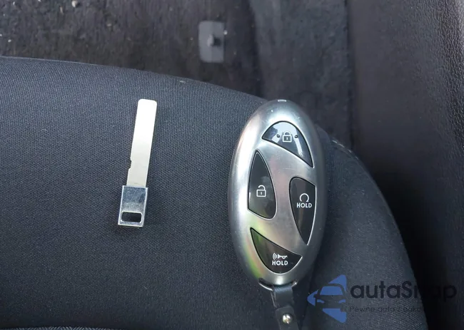 KMHL64JA2SA456567: 42710563