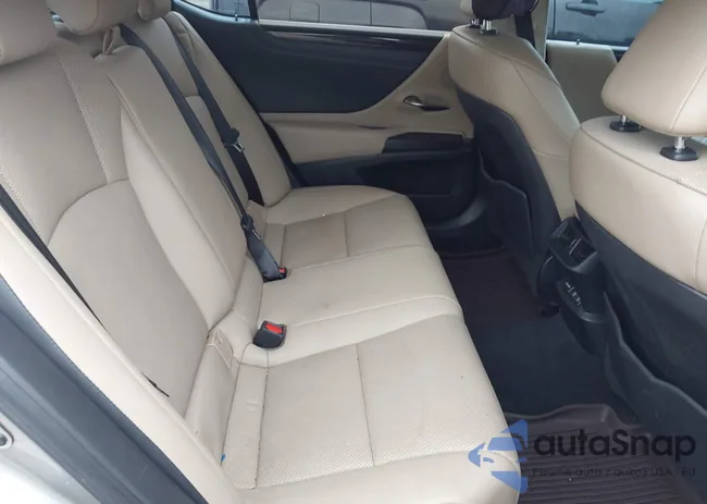 58ABZ1B11KU039805: 42710663