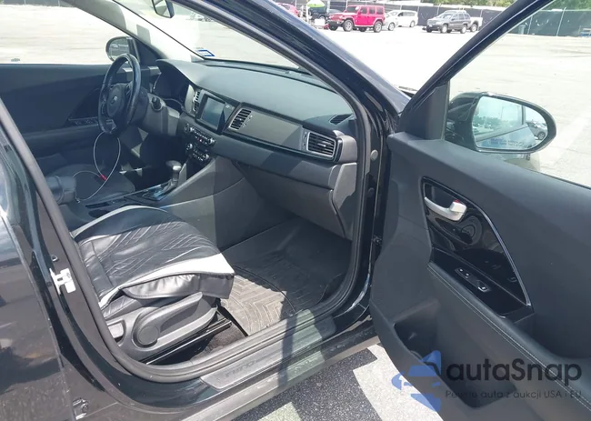 KNDCC3LC1H5087014: 42710741